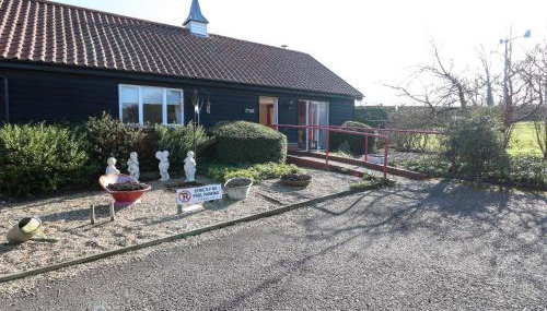 Swallow Barn - Foto 1