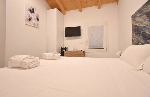 Welc-ōM Celeste Rooms - Foto 37