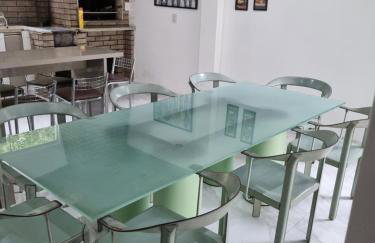 Lugar Acolhedor e Próximo a Natureza - Foto 18