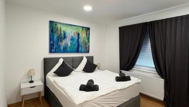 Ruehome - Photo 1