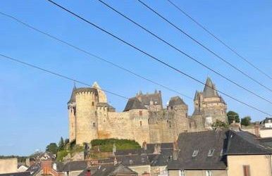 Appartement calme et cosy proche centre vue château - Foto 6