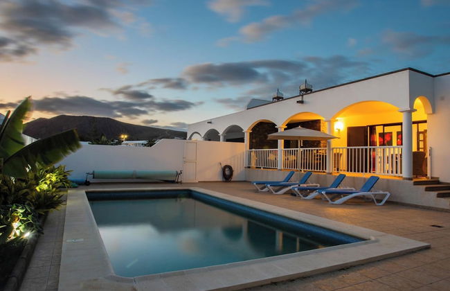 3 Bed Villa - Pool, Terrace, Bbq, Near Beach - Foto 25