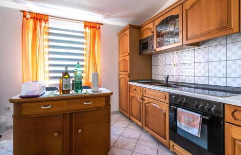 Cozy Home In Kavran With Wifi - Foto 5