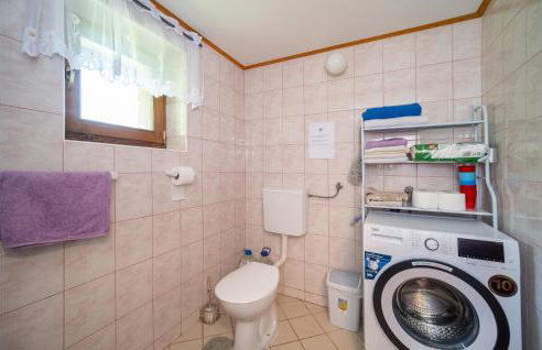 Awesome Home In Gornji Velemeric - Foto 26