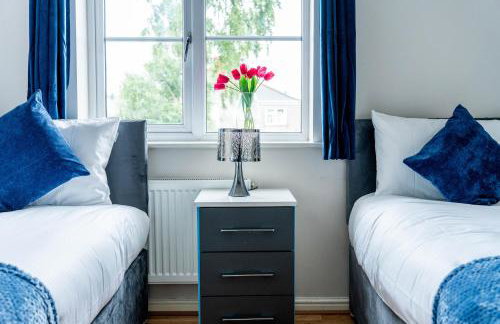 Spacious 6BDR House By Hyped Properties Short Term Rental Agency With Free Parking Bilston - Foto 41