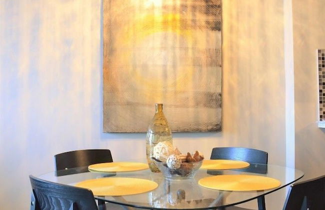 Monki-Di Executive Suites - Alura - Photo 12