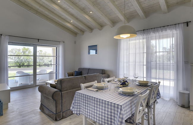 Modern Villa Histria With Pool and View - Photo 26