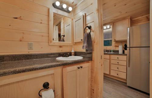 Tiny Cabin Village Private Hot Tub Lynda Cabin - Foto 20