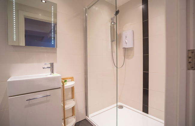 Pod Rooms - Nell Gwynn House Apartments - Photo 65