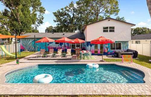 NEW-Heated Pool-Pickleball-Hot Tub-Movie Theater-Game Room-Playset-Basketball-10 Beds - Foto 66