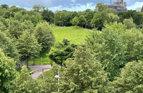 Luxury 2 Bedroom Apartment- Lake view - Free Parking - Wembley Stadium 5KM - Foto 5