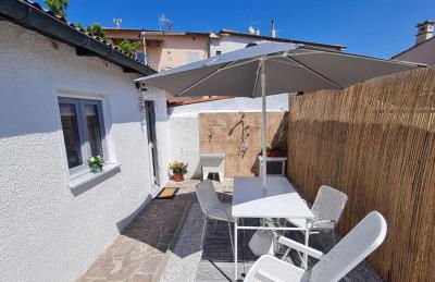 Monolocale con giardino privato, 1 minuto dal mare - Foto 17