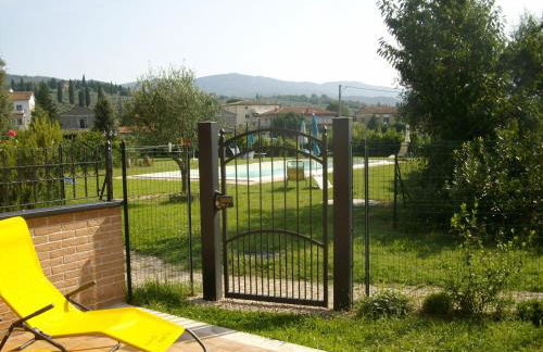 La Loggina Maxi con 2 giardini recintati privati - Foto 26