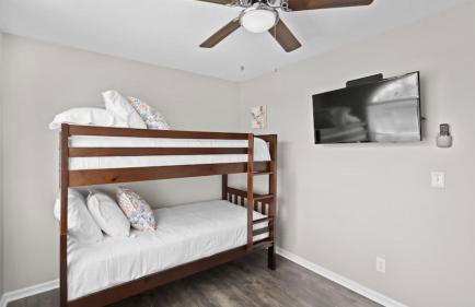 Porch Paradise by Avantstay New Pool, Firepit - Foto 64