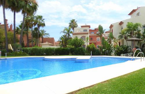 Selecta Family by the Sea - Photo 33