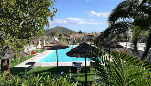 Residence il Mandorlo - Foto 1, Garden, sunbed, Garden view, young children