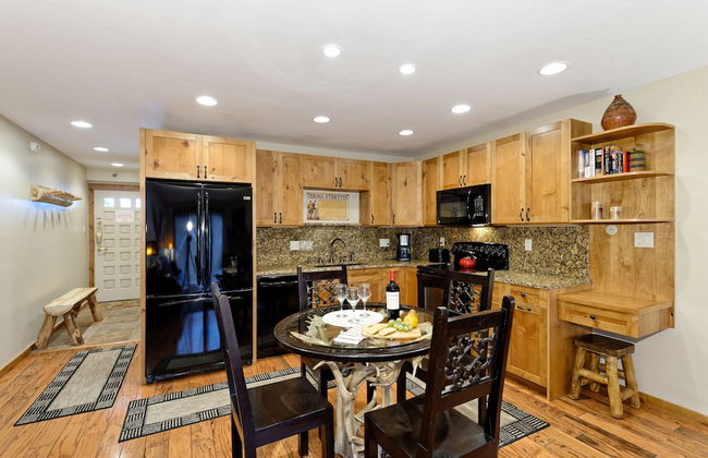 The Crestwood Condominiums - Foto 38