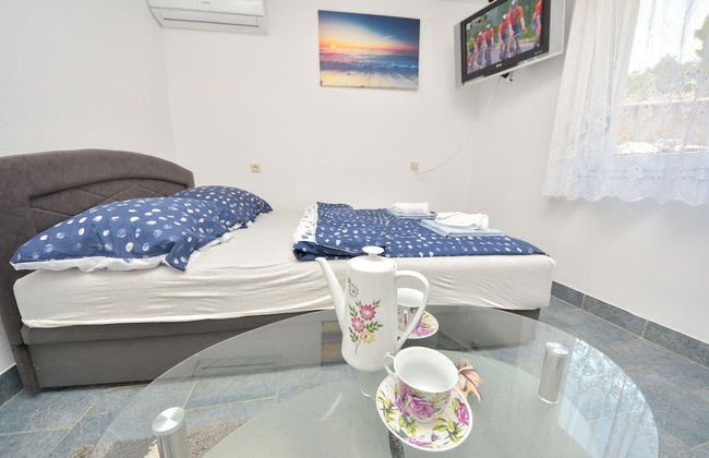 Apartmani Robi i Kristina - Photo 33