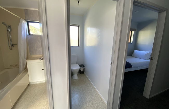 Motuoapa Bay Chalets - Photo 39