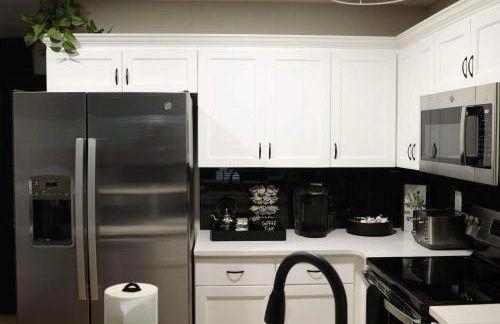 EV, Family Friendly, Close to Downtown - Foto 11