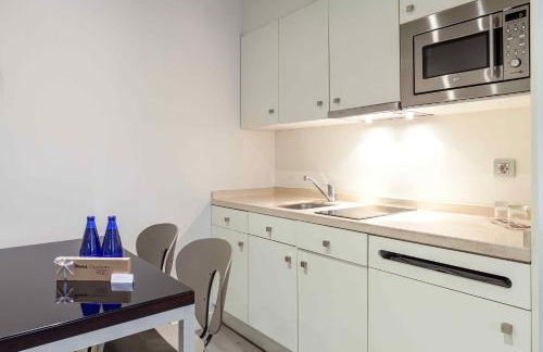 Suites Viena Plaza de España - Photo 71