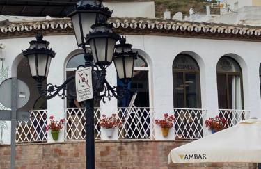 Modern Apartment in Benahavis Village Centre with Underground Parking - Photo 49