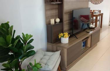 Suite, 2quartos, cozinha completa, varandão, 2 vagas de garagem - Foto 6