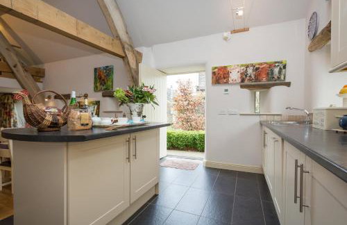 Cruck Barn Cottage - Photo 14