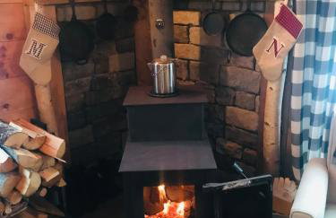 The Birches Cabin, at home in the woods! - Foto 24