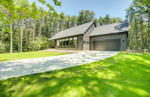 Fennville Vacation Rental Seasonal Heated Pool! - Foto 45