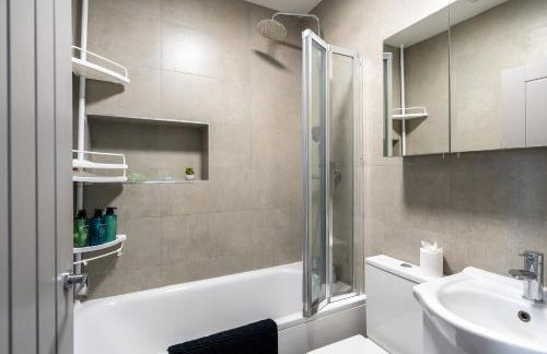 Elegant 3 Bed Apt for Contractors & Families Sleeps 5 - Foto 30