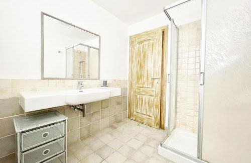 LaureLiving Holiday Home Sonia&Valeria apartment - Foto 18