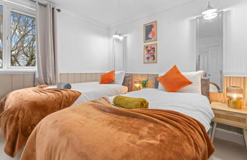 Churchill Apartment- 4 Beds- Free Parking- Near NEC BHX & HS2 - Foto 17