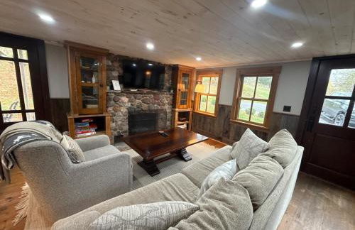 Stunning Cabin on Land Close to Lake Outdoor Area - Foto 1