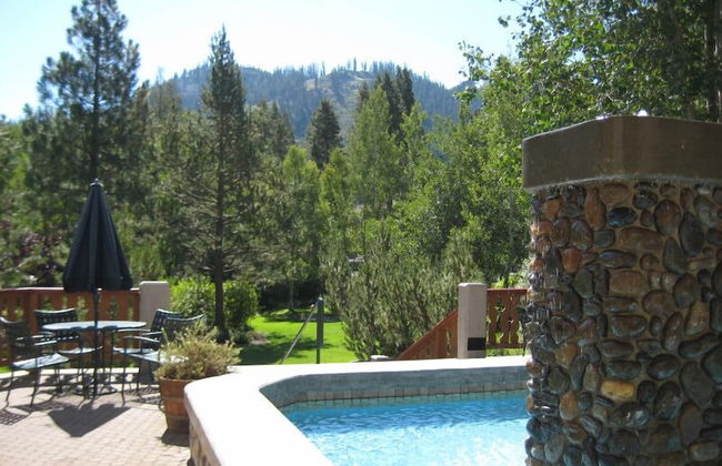 GetAways at Olympic Village Inn - Photo 34