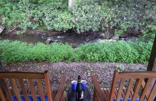 Charming Yurt Rental Nestled in the Forest near Friendsville, Maryland - Foto 18