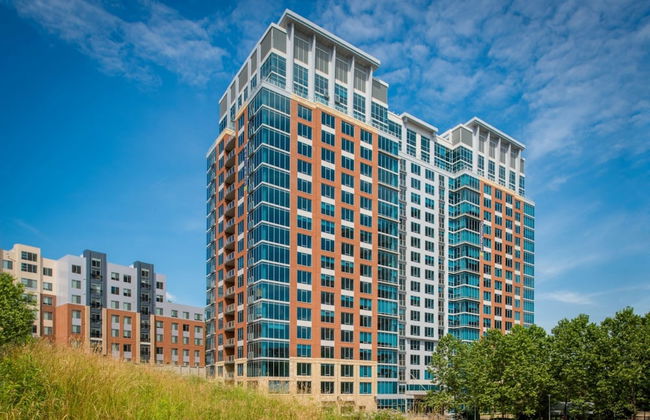 Bluebird Suites in Tysons Corner - Foto 26