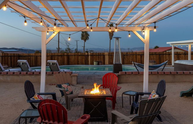 Desert Oasis Cozy Comfort Meets Outdoor Luxury - Foto 57