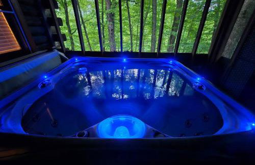 Spring Couples Getaway Hot Tub plus 500Mbps - Foto 28