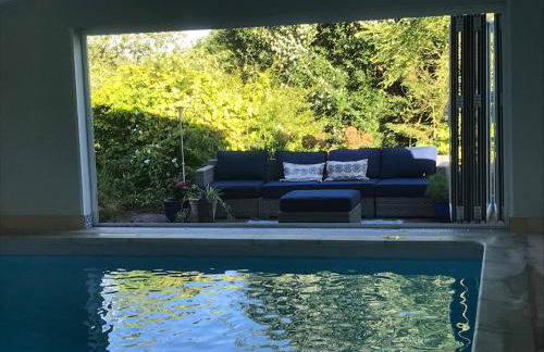 Rural farm stay with stunning indoor pool - Foto 41