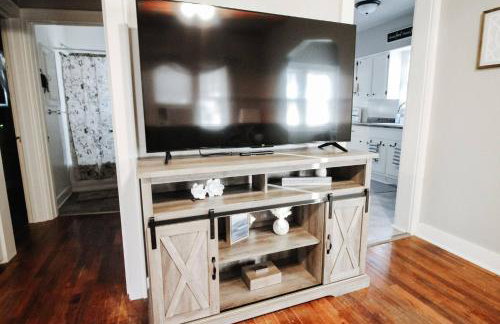 Central Location. Fenced Yard W Washer and Dryer - Foto 6