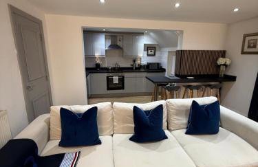 2 Bedroom City Centre Georgian Quarter Apartment - Foto 9