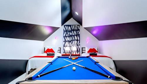 Queens Gambit - 7 Minutes from Downtown - Sleeps 16 - Foto 4, Game Room