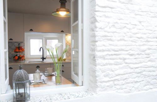 CASA LEÓN BLANCO CARMONA reformada céntrica con chimenea y terraza con vistas - Foto 2