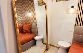 - LA SUITE DELOS - JACUZZI 2 PLACES - CENTRE VILLE A PIED - LIT QUEEN SIZE - PARKING PRIVÉE - WIFI - City Center within walking distance - - Foto 10