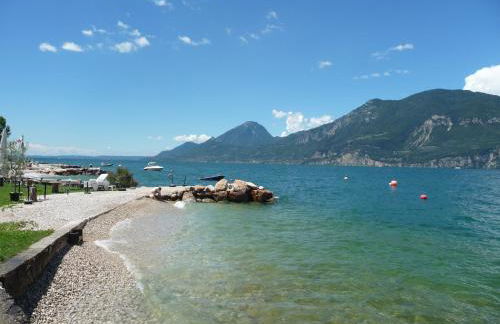 Villa sul Lago con pontile privato a Brenzone sul Garda - Unique and exclusive - Foto 17
