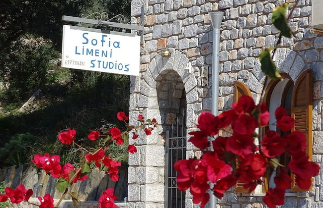 Sofia Limeni - Photo 64