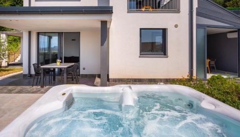 Villa Nada sea view&whirpool island Krk by Villas - Photo 4