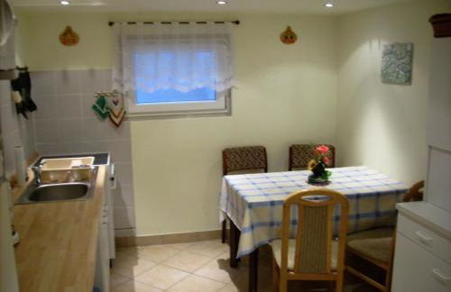 Apartment Ferienwohznung Huhle by Interhome - Foto 5