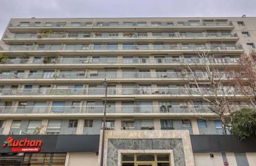 Spacious & Bright 2BR Apartment - Heart of 15th - Photo 16
